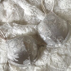 Victoria Secret Plunge push up bra
